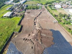 Jasa Pemasangan Geotextile Woven & Non Woven untuk Stabilisasi Tanah